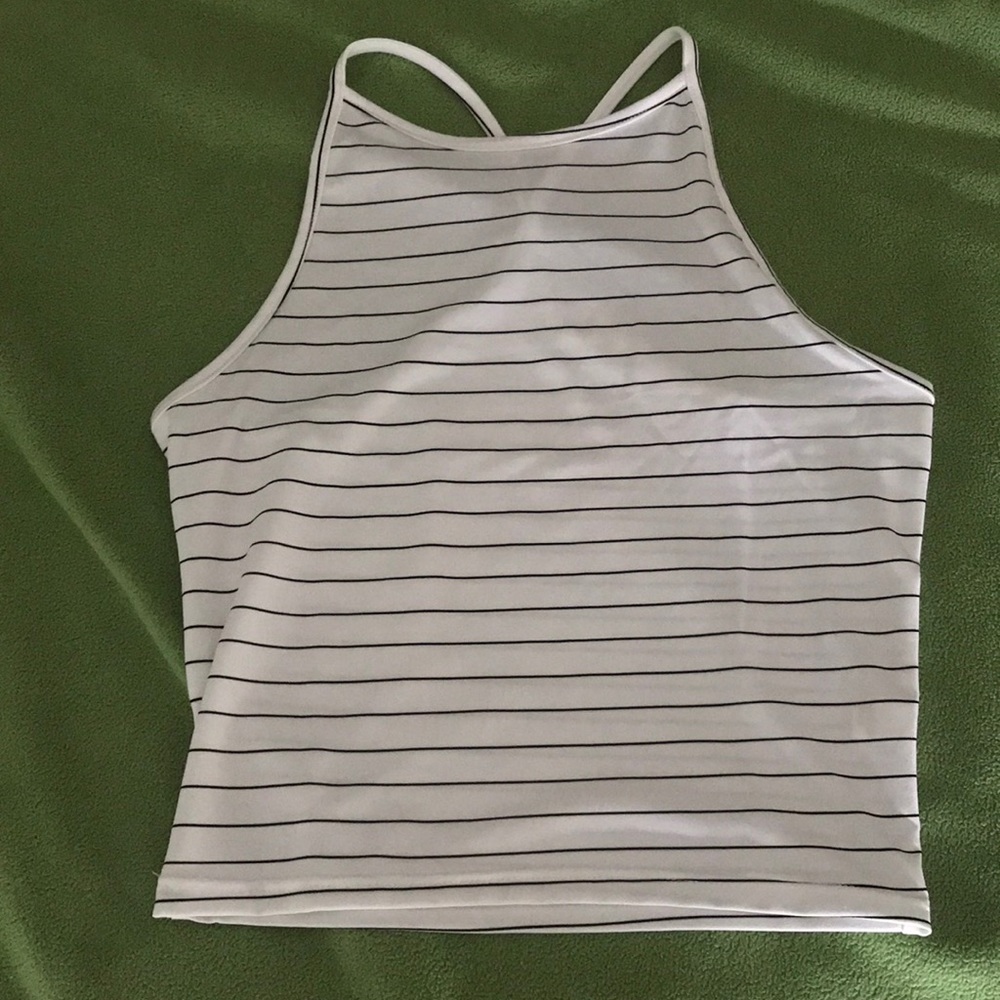 Woman’s White Stripped Crop Tank Top Size Medium